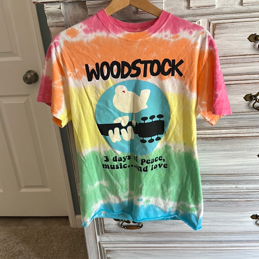 Woodstock T-shirt,tie-dye, M, worn once for a Janis Joplin costume, 100% Cotton